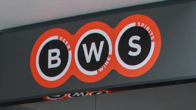 Workers at the Palmerston BWS drive through bottleshop were allegedly threatened with violence on Thursday. Picture: Justin Lloyd