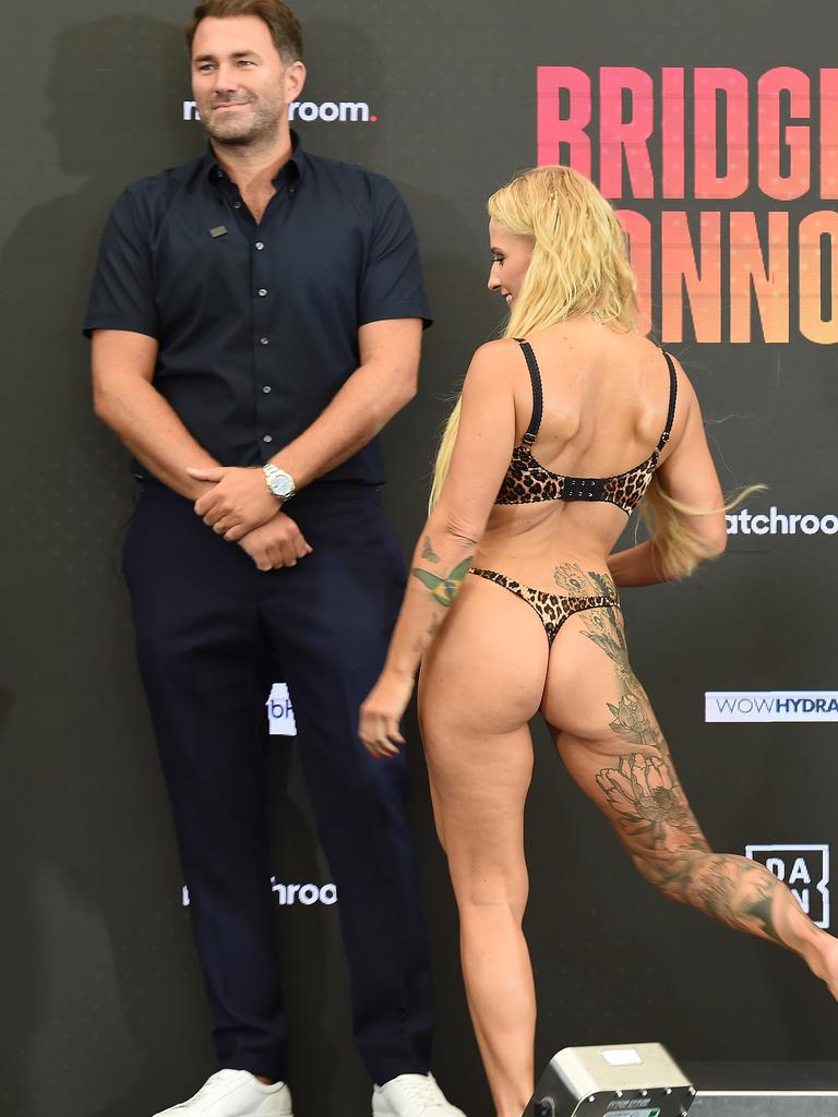 EBANIE BRIDGES LINGERIE CLAD WEIGH-IN