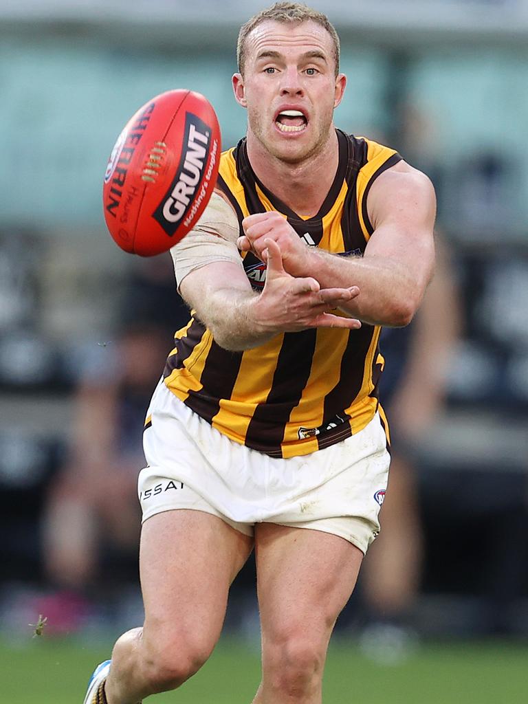 Brownlow Medallist Tom Mitchell eyes Hawks leadership role, AFL