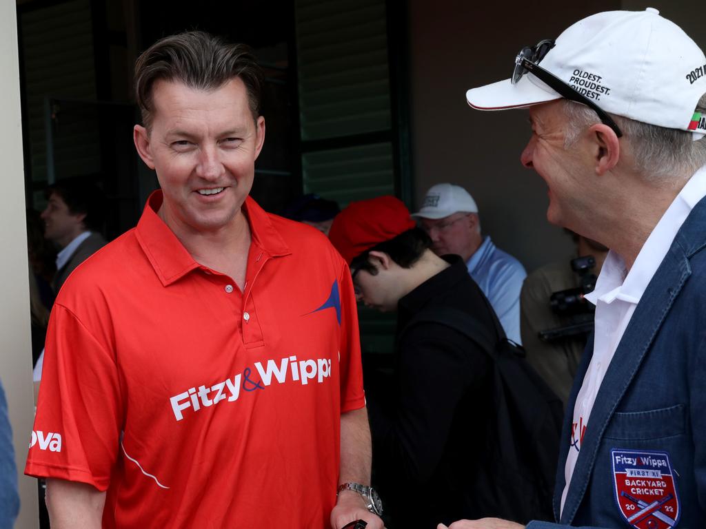 international cricketer Brett Lee talking with Anthony Albanese before a game of backyard cricket at Kirribilli House. Picture: NCA NewsWire / Damian Shaw