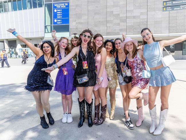 Kritika Ghimire, Anna Telfer Chiles, Liliana Sneddon, Lily Monaghan, Tai Adams, Rita Grimier, Carly Kalbrunnar, Meg Harris and Georgia La’Estrange. Picture: Jake Nowakowski