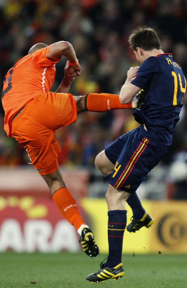 Things get ugly in the 2010 World Cup final between Netherlands and Spain.