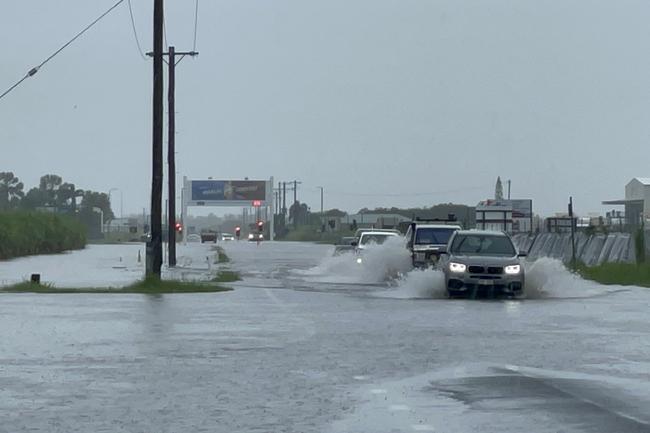 Boundary Rd East, heading into Mackay Airport beginning to flood over as of 8.10am on February 4, 2025. The airport was still open as this photo was taken. Picture: Janessa Ekert