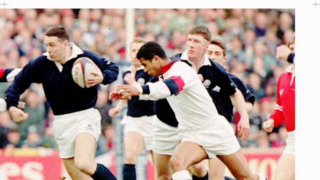 Scott Hastings represents Scotland in a Test against England.