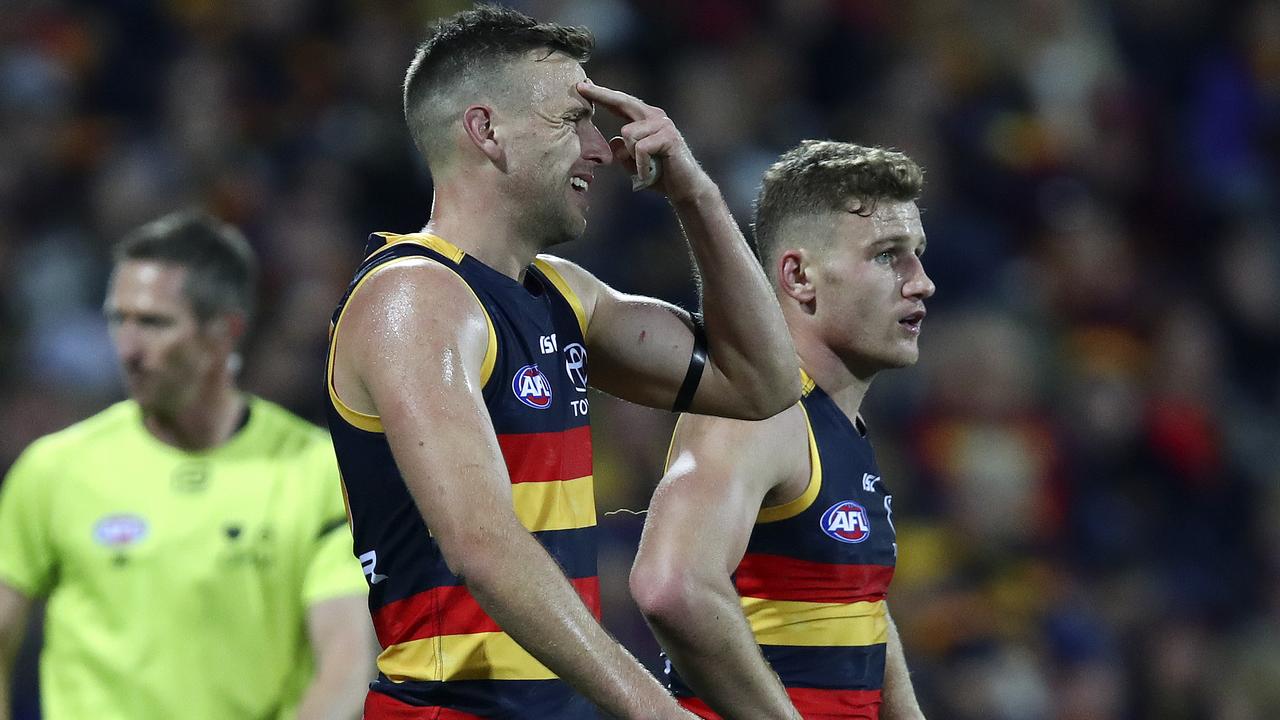 Crows v Suns Brodie Smith missed Eddie Betts goal to help Rory