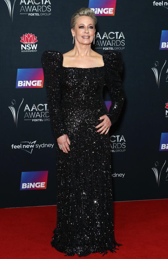 AACTAs red carpet in Sydney: Chris Hemsworth, Elsa Pataky, Rebel Wilson ...