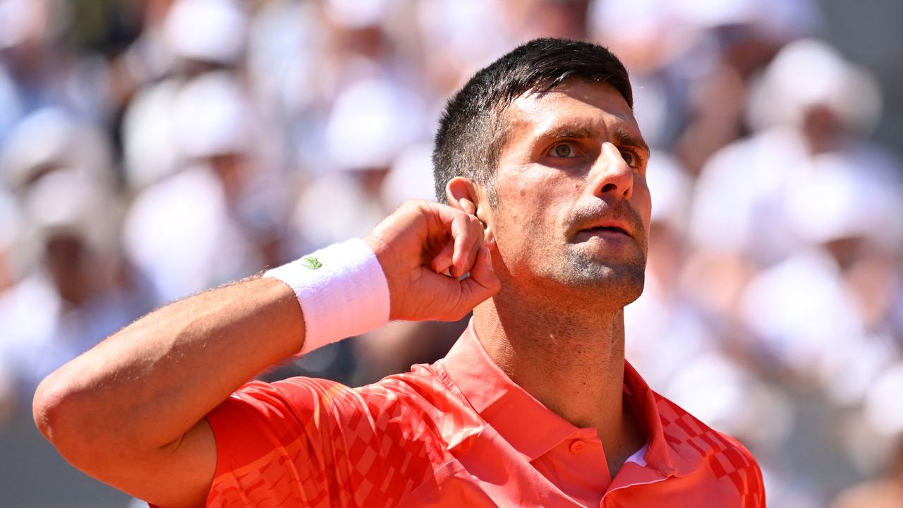 Novak is on fire. (Photo by Emmanuel DUNAND / AFP)