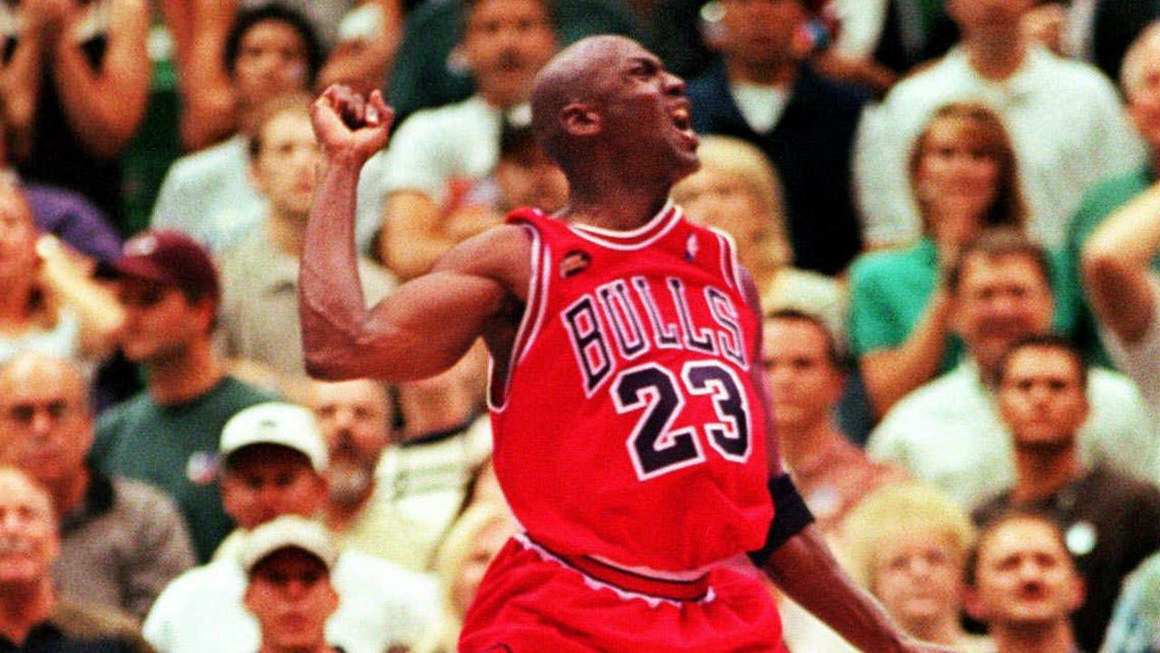 Iconic buzzer beater  Michael jordan, Michael jordan photos, Michael  jordan basketball