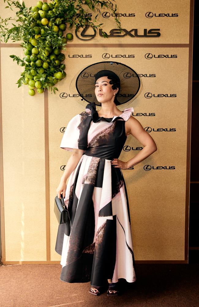 Melbourne Cup Fashion 2023: How To Ace the Dress Code and What To Wear –  FORD MILLINERY