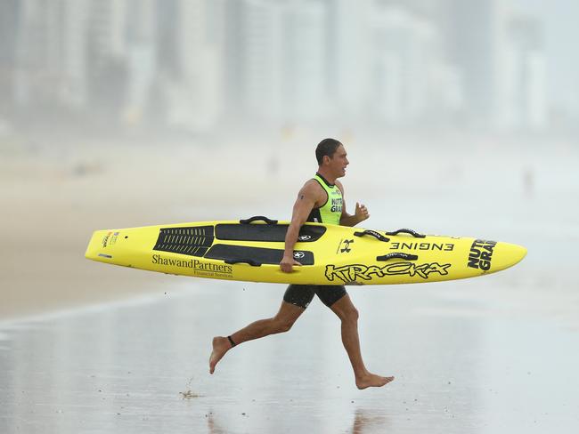 GOLD COAST, AUSTRALIA – FEBRUARY 03: Ali Day runs during the round 3 of the Nutri-Grain Ironman Series at Kurrawa SLSC on February 03, 2022 in Gold Coast, Australia. (Photo by Chris Hyde/Getty Images)