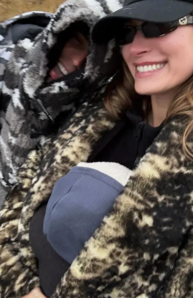 Some social media users called on his wife, Hailey Bieber, to intervene.