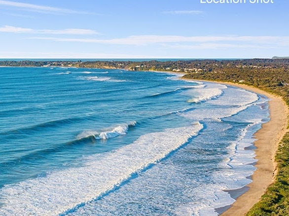 REAL ESTATE: It is possible to buy a beach house in Budgewoi, NSW, for under $1m.