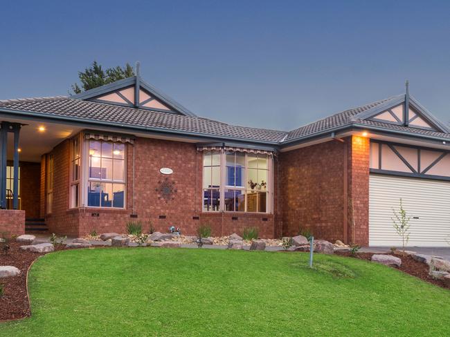 4 Anthony Drive, Chirnside Park - shortlisted - Maroondah Lilydale Leader - Wk 15