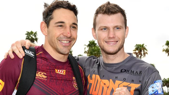 Boxer Jeff Horn poses for a photograph with Billy Slater following  the Queensland State of Origin team training session on the Gold Coast, Friday, June 16, 2017. (AAP Image/Dave Hunt) NO ARCHIVING