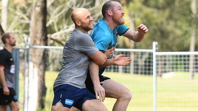 Gary Ablett and Jarryd Roughead fought it out in an entertaining training session inside the Gold Coast mini hub. Picture: Getty Images