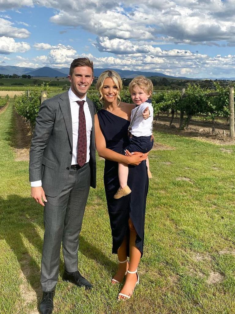 Carlton star Marc Murphy, wife Jessie reveal they welcomed baby girl six  weeks ago