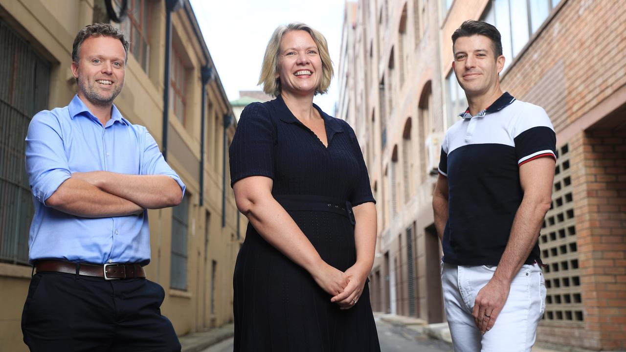 30/4/21: L to R..News.com.au editor Oliver Murray, editor-in-chief Lisa Muxworthy, and managing director Richard Skimin. John Feder/The Australian.