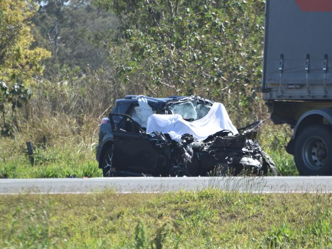 Man in his 20s killed in horror highway crash