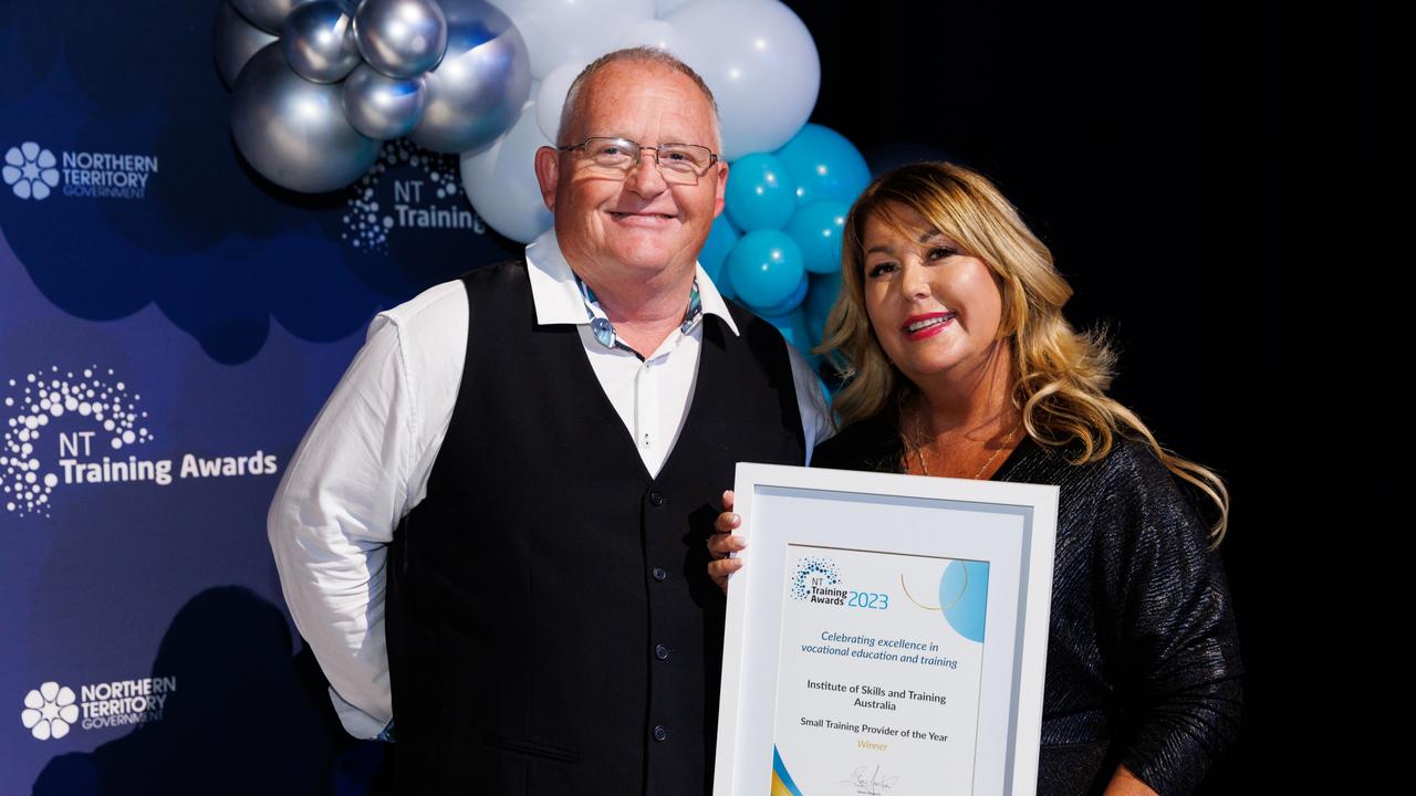 Shaun and Kathryn Stenson, leaders of the Institute of Skills and Training Australia receiving the Small Training Provider of the Year Award.