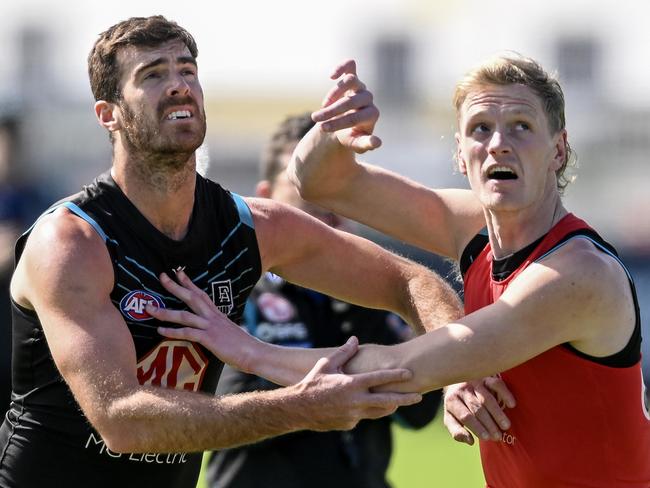 Sam Hayes (right) rucks at Port Adelaide Power AFL training. (Photo by Mark Brake/Getty Images)