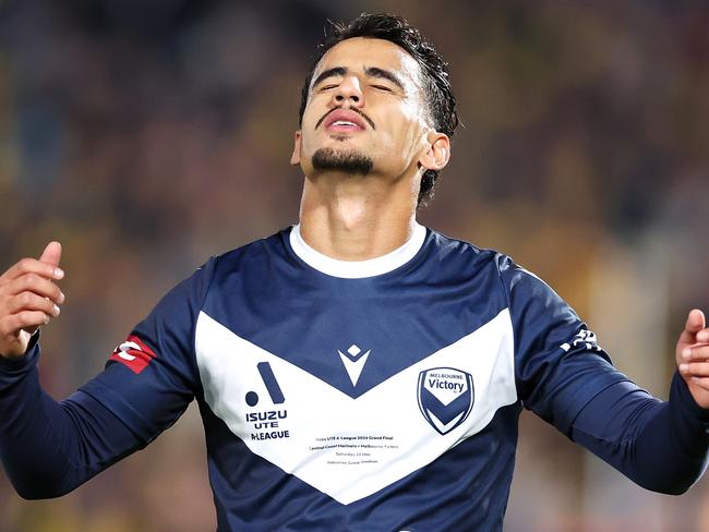 GOSFORD, AUSTRALIA - MAY 25: Daniel Arzani of the Victory reacts after a missed chance during the A-League Men Grand Final match between Central Coast Mariners and Melbourne Victory at Industree Group Stadium on May 25, 2024, in Gosford, Australia. (Photo by Robert Cianflone/Getty Images)