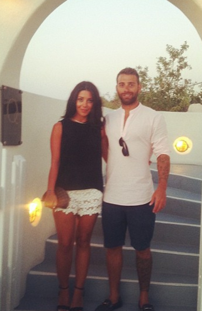 The former couple reportedly got the matching tattoos during a holiday to the Greek island of Mykonos. 