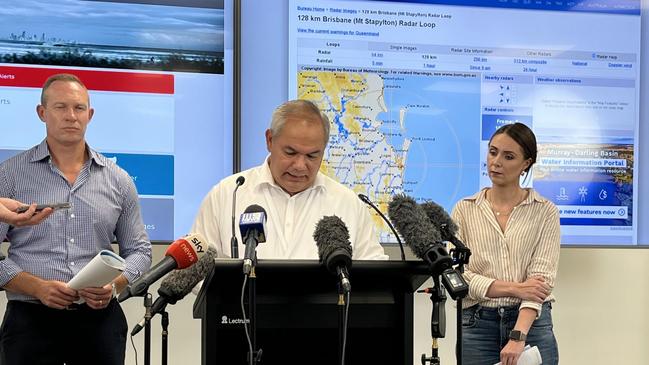 Gold Coast mayor Tom Tate (centre) has been quick to criticise BOM’s severe weather warning timing on Monday night. Picture: NCA NewsWire / Aisling Brennan