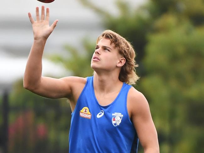 Bailey Smith of the Western Bulldogs is seen in action during the teams open training session at Whitten Oval, Melbourne, Saturday, February 16, 2019. The Bulldogs have held an open training session ahead of their round one match against the Sydney Swans at Marvel Stadium. (AAP Image/James Ross) NO ARCHIVING