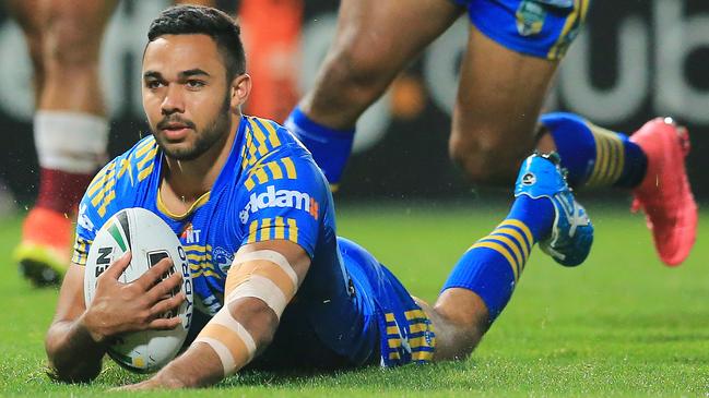 the Eels' Bevan French scores a try during the Parramatta Eels v Manly Sea Eagles round 22 NRL game at Pirtek Stadium, Parramatta. pic Mark Evans