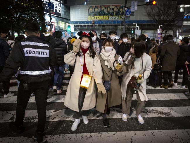 Authorities urged people to avoid gathering in large numbers as they celebrate the New Year in Tokyo. Picture: Yuichi Yamazaki/Getty Images.