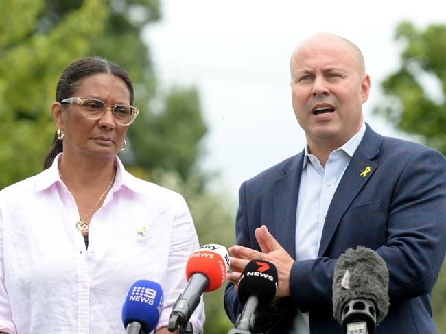 MELBOURNE, AUSTRALIA. NewsWire Photos. 7 DECEMBER , 2024. Former Federal Treasurer Josh Frydenberg and former Labor MP Nova Peris speak to the media after the alleged arson attack on the  Adass Israel synagogue. Picture: NewsWire/ Andrew Henshaw