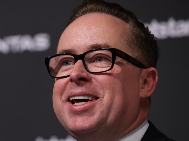 SYDNEY, AUSTRALIA - NewsWire photos DECEMBER 16, 2021: Market update with Qantas Group Chief Executive Officer Alan Joyce and Chief Financial Officer Vanessa Hudson at Qantas Head Office in Sydney. Picture: NCA NewsWire / Dylan Coker