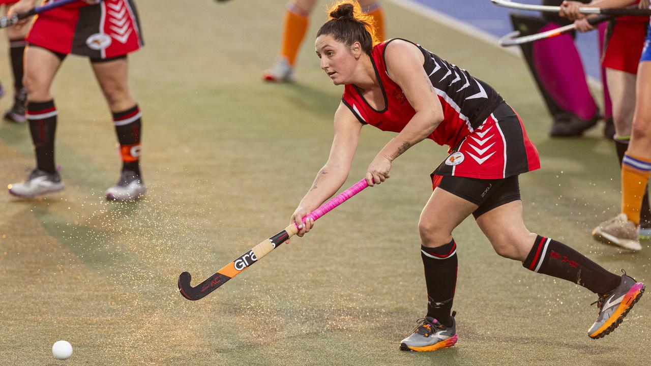 Jaimilee Edwards of Past High against Newtown in A1 Women's Toowoomba Hockey grand final at Clyde Park, Saturday, September 7, 2024. Picture: Kevin Farmer