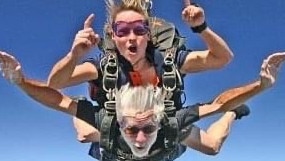 Tee Gibson on a skydive before her accident in 2013.