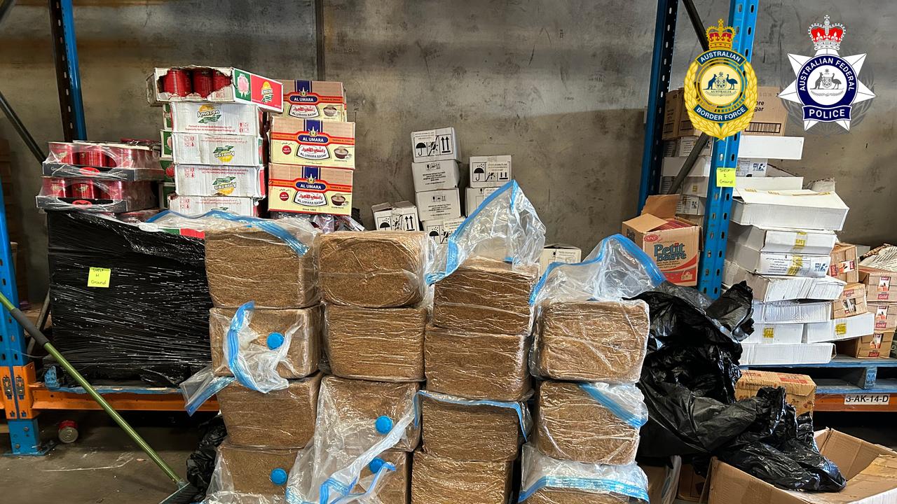 An AFP-led investigation into a West Australian illicit tobacco and vapes trafficker has led to the restraint of about $200,000 cash and eight properties. Picture: Australian Federal Police