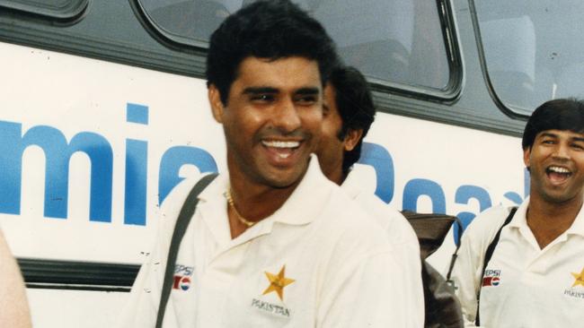 The great Waqar Younis can feel something special brewing. The Pakistan cricket team in 1995. Picture: News Corp Australia