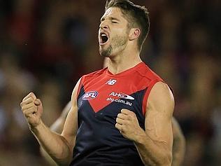 AFL Rd 7 - Gold Coast v Melbourne