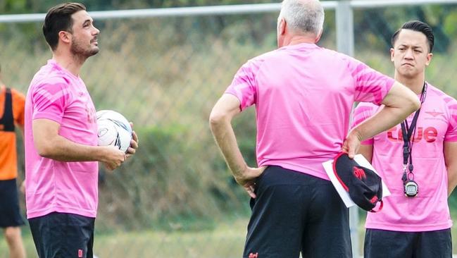 Former Socceroo Danny Invincibile coaching Thai club Bangkok United.