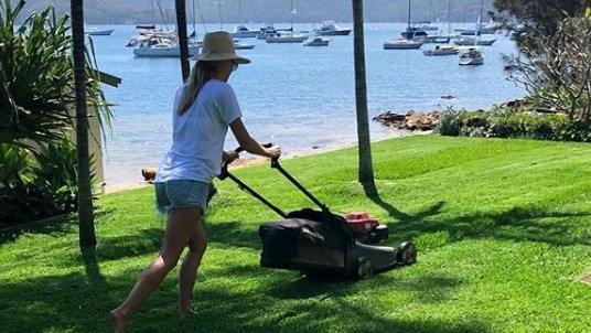 Jennifer Hawkins sprucing up the property before it went on the market. Picture: Instagram