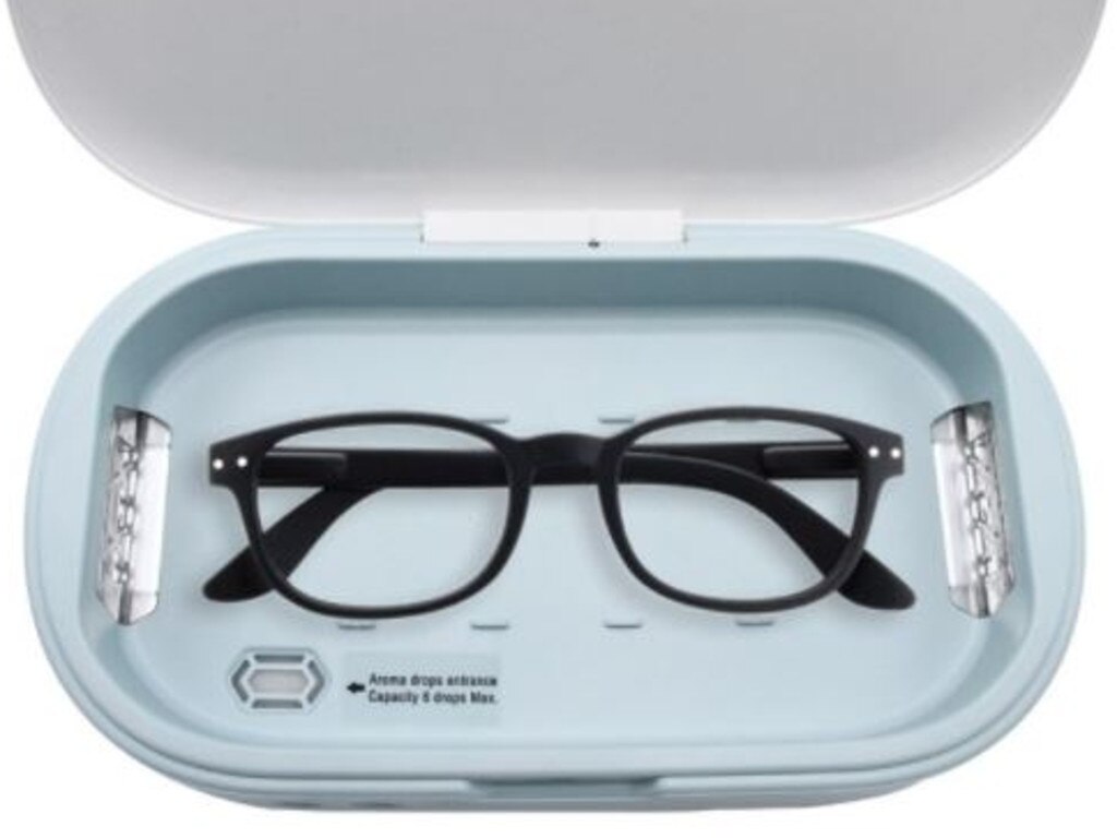 The case even sanitises your glasses.