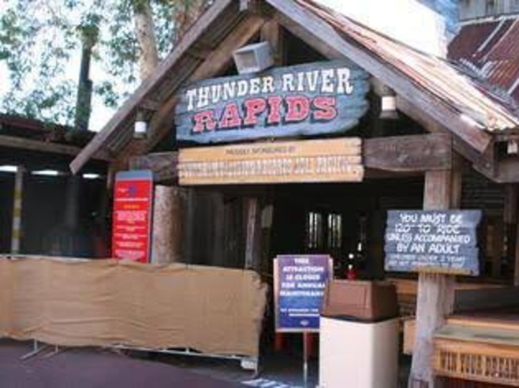 The entry to the Thunder River Rapids ride.