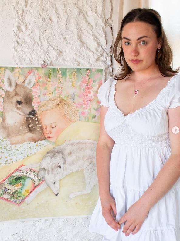 She says social media has helped her grow her art business and support herself “in a way that limited tourism never could”. Picture: @chantal.leonhardt