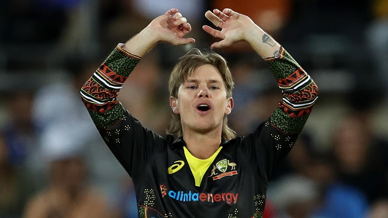 Adam Zampa has told Royal Challengers Bangalore that he will be returning to Australia.