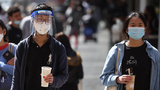 MELBOURNE, AUSTRALIA - NewsWire Photos OCTOBER 25, 2021: People are out and about in the CBD as Melbourne emerges from Lockdown. Picture: NCA NewsWire / Paul Jeffers