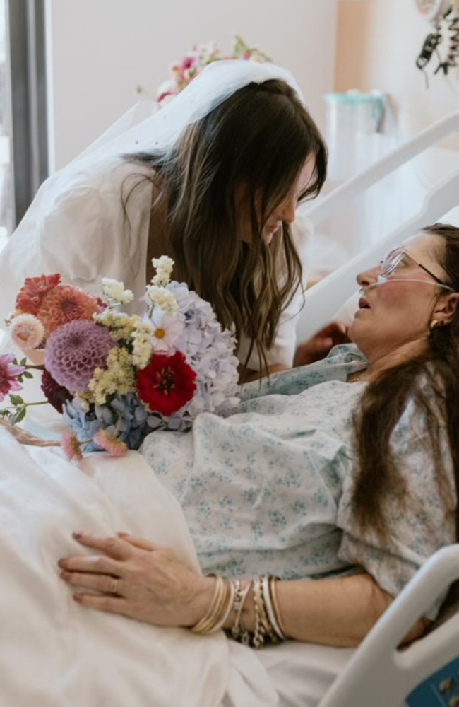 Kim Burridge planned her wedding in 24 hours so her mum Linda Burridge could see her get married. Picture: Sweeter Than Honey Photographer