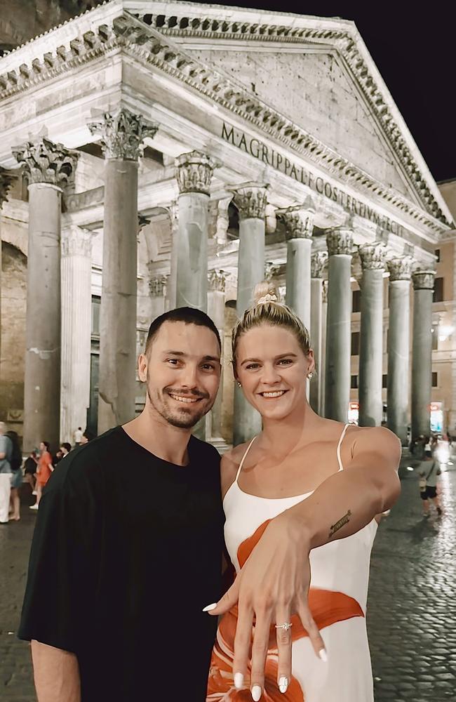 Australian swimming sensation Shayna Jack, 25, has shared the romantic details of her engagement to long-time partner, hockey star Joel Rintala. Photo: Supplied.