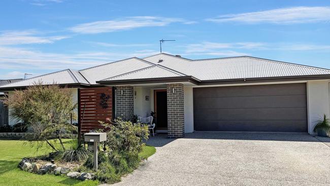 This house at 11 Featherwood Cres, Beerwah, just sold for $980,000.