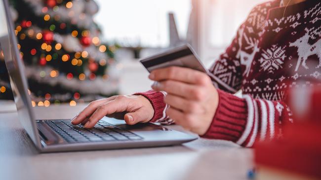 Shopping online can give consumers access to discounts and even commission back.