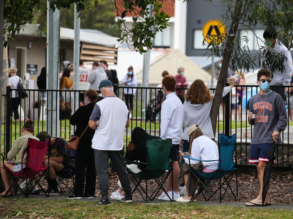 People queue on Monday for tests at Sutherland Hospital. Picture: NCA NewsWire/Gaye Gerard