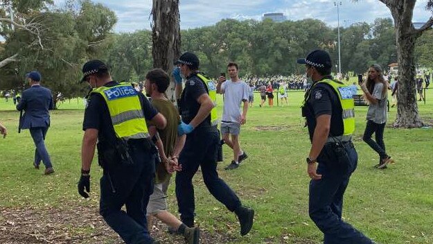 Anti Vaccination protesters gathered in Fawkner Park in Melbourne on Saturday afternoon for a rally that led to multiple arrests. Picture: NCA NewsWire / Caroline Schelle